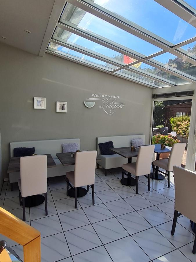 Airport Hotel Karsten Köln Ngoại thất bức ảnh